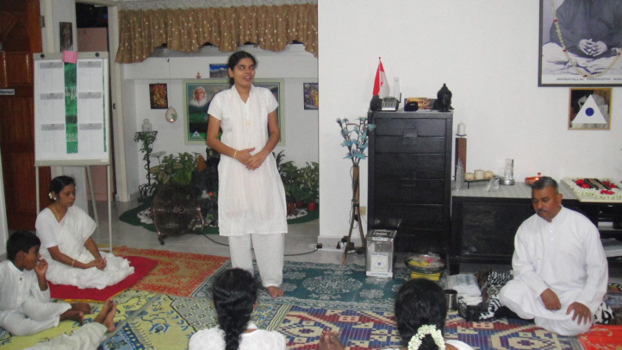 21 Mei Ganaselvi Agila Appadurai Sharing her Experience and Value of Meditation